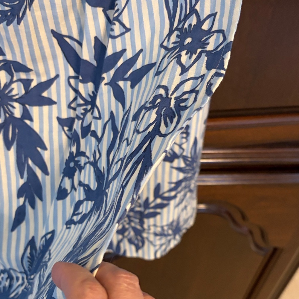 Coldwater Creek Blue and White Floral Mini Skirt - Picture 3 of 6